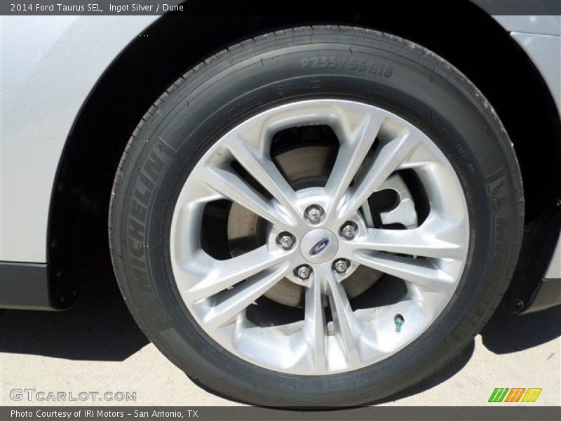 Ingot Silver / Dune 2014 Ford Taurus SEL