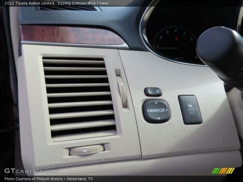 Sizzling Crimson Mica / Ivory 2012 Toyota Avalon Limited