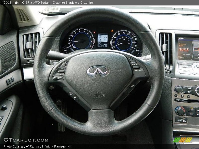  2013 G 37 x AWD Sedan Steering Wheel