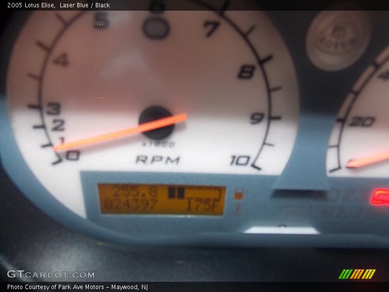 Laser Blue / Black 2005 Lotus Elise