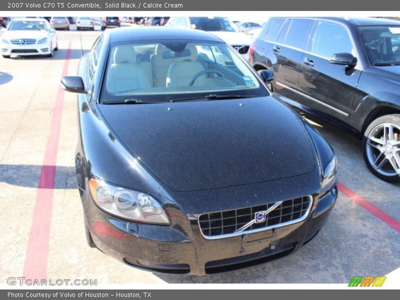 Solid Black / Calcite Cream 2007 Volvo C70 T5 Convertible