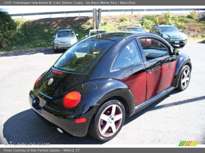 Uni Black/Winter Red / Black/Red 2005 Volkswagen New Beetle Bi-Color Edition Coupe