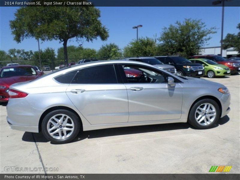 Ingot Silver / Charcoal Black 2014 Ford Fusion SE