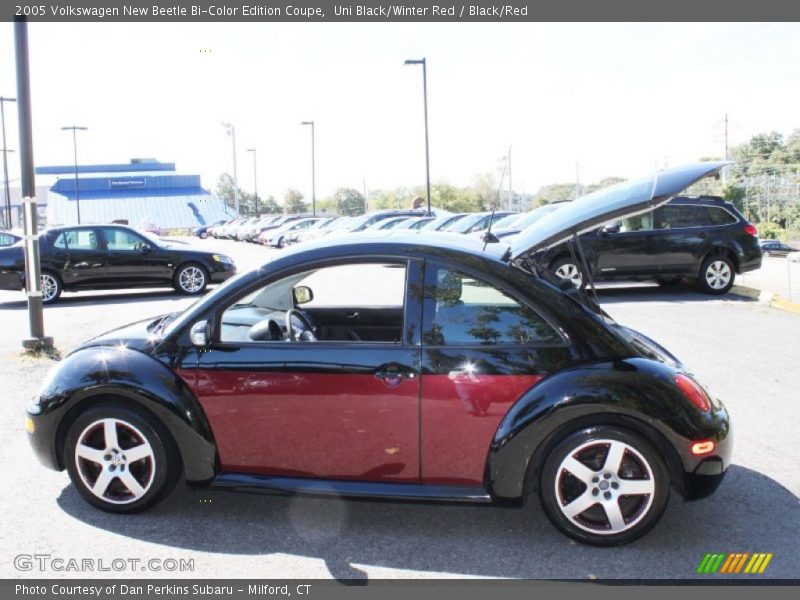 Uni Black/Winter Red / Black/Red 2005 Volkswagen New Beetle Bi-Color Edition Coupe