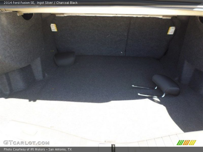 Ingot Silver / Charcoal Black 2014 Ford Fusion SE