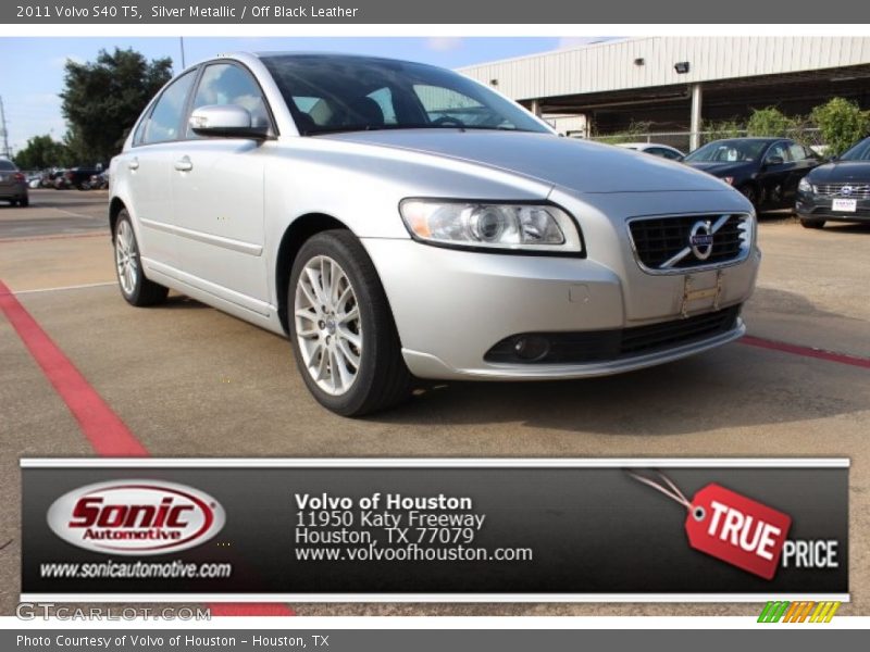 Silver Metallic / Off Black Leather 2011 Volvo S40 T5