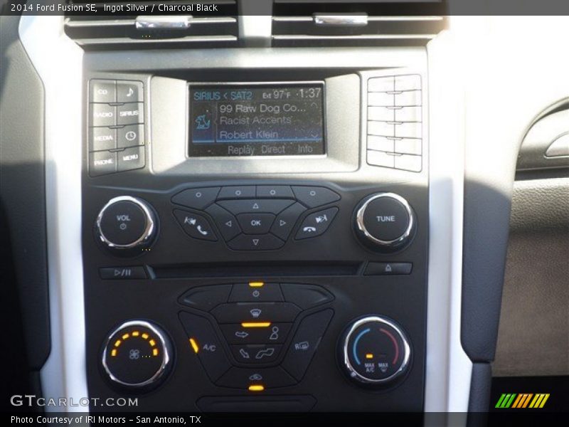 Ingot Silver / Charcoal Black 2014 Ford Fusion SE