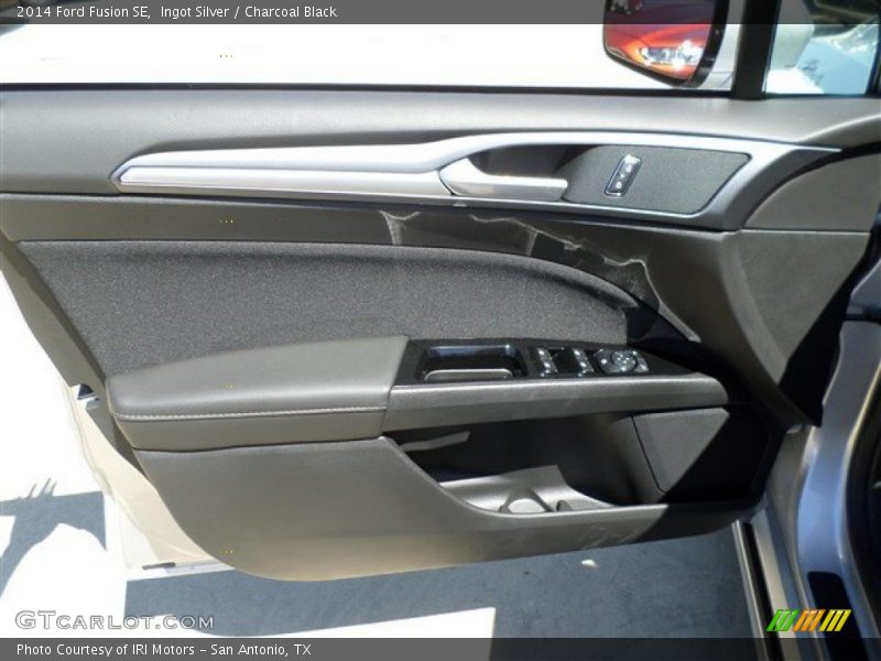 Ingot Silver / Charcoal Black 2014 Ford Fusion SE
