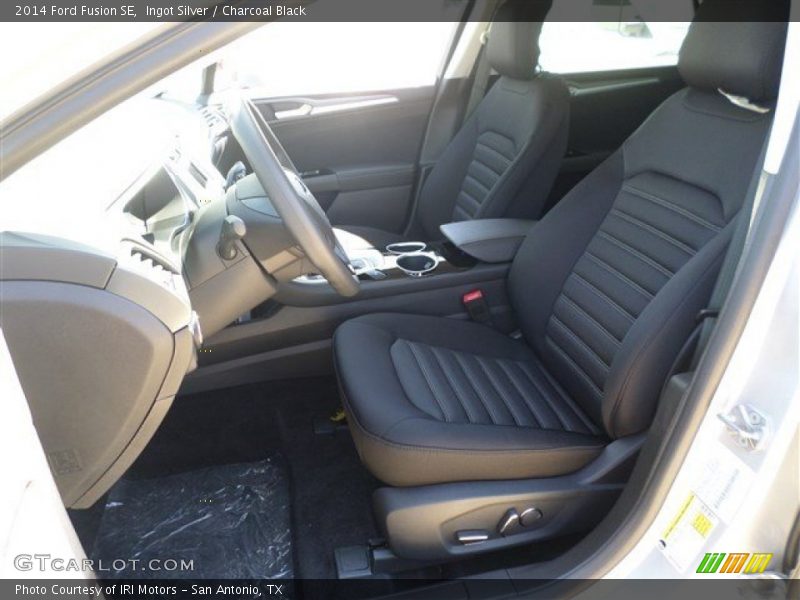 Ingot Silver / Charcoal Black 2014 Ford Fusion SE