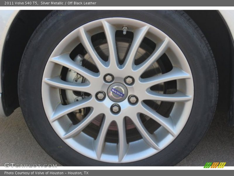 Silver Metallic / Off Black Leather 2011 Volvo S40 T5