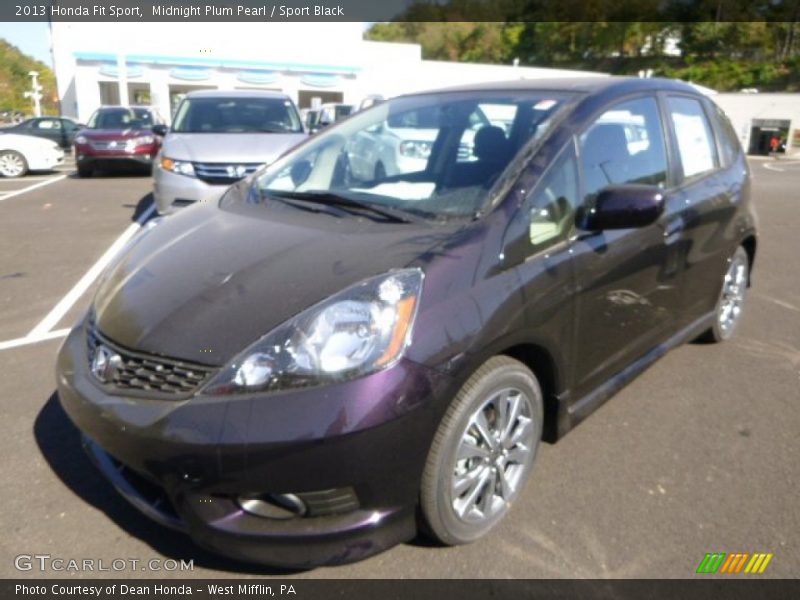Front 3/4 View of 2013 Fit Sport