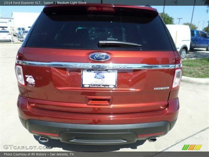 Sunset / Medium Light Stone 2014 Ford Explorer XLT