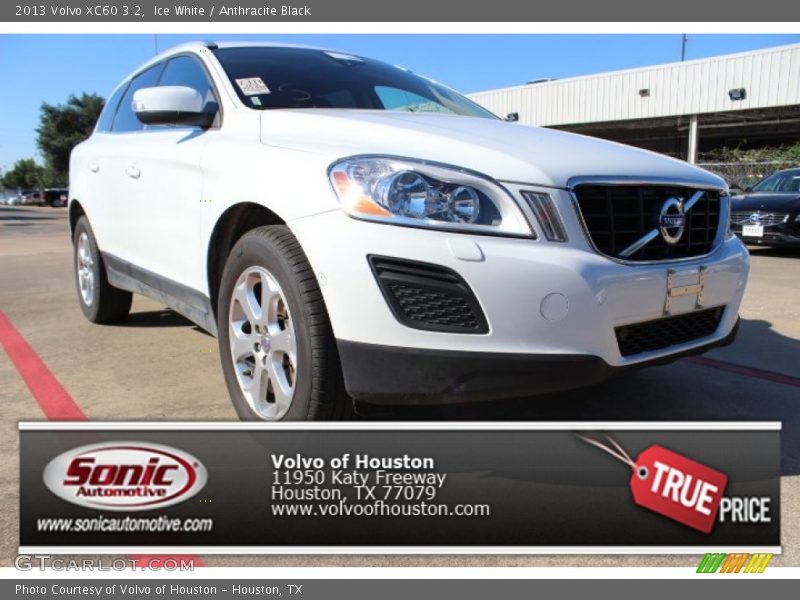 Ice White / Anthracite Black 2013 Volvo XC60 3.2