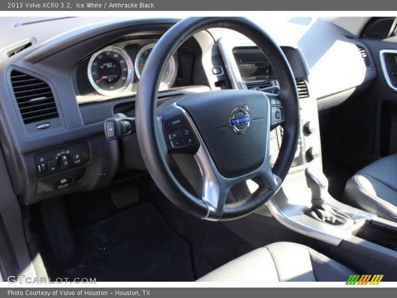 Ice White / Anthracite Black 2013 Volvo XC60 3.2