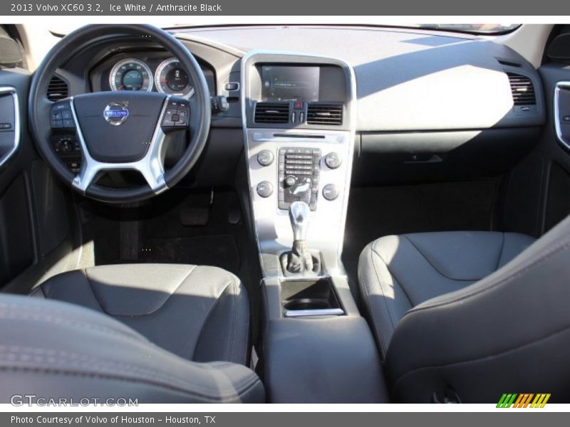 Ice White / Anthracite Black 2013 Volvo XC60 3.2