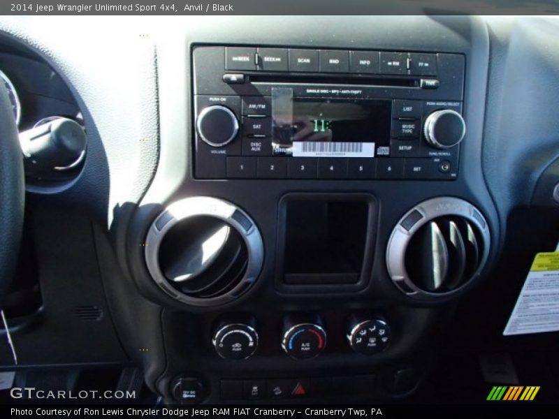 Anvil / Black 2014 Jeep Wrangler Unlimited Sport 4x4