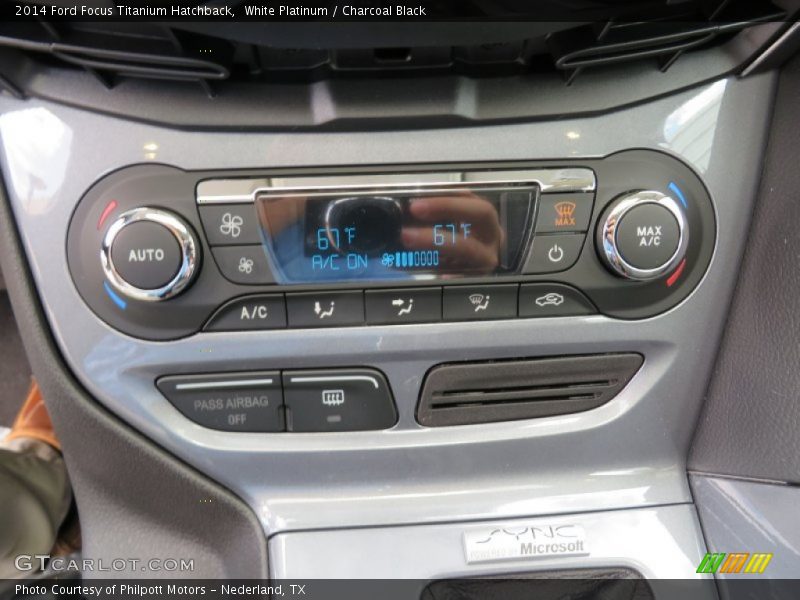 White Platinum / Charcoal Black 2014 Ford Focus Titanium Hatchback