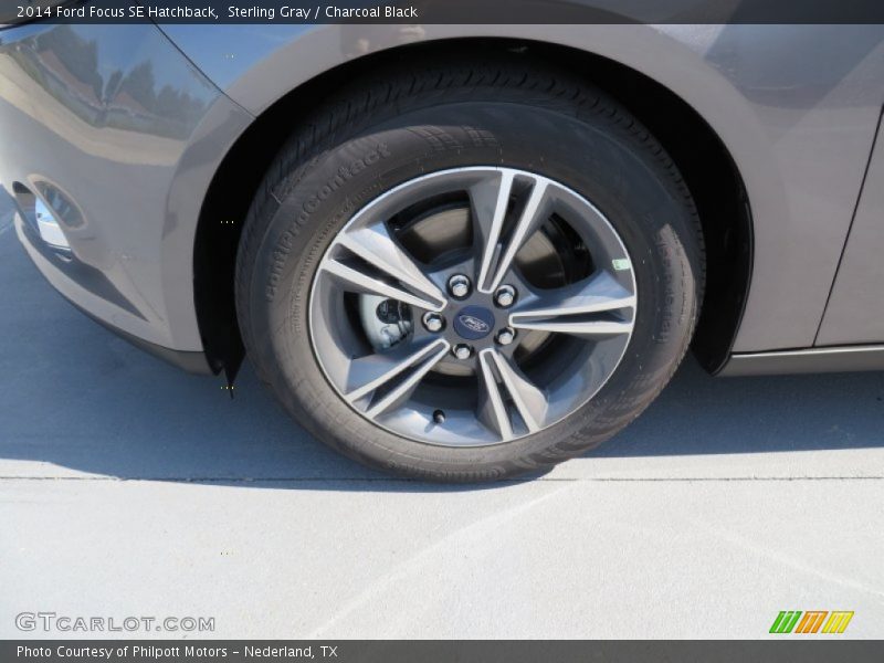 Sterling Gray / Charcoal Black 2014 Ford Focus SE Hatchback