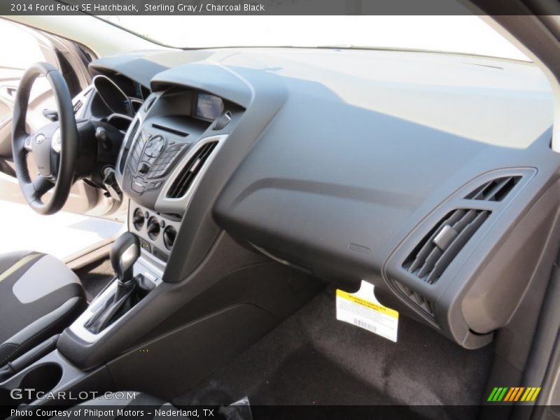 Sterling Gray / Charcoal Black 2014 Ford Focus SE Hatchback