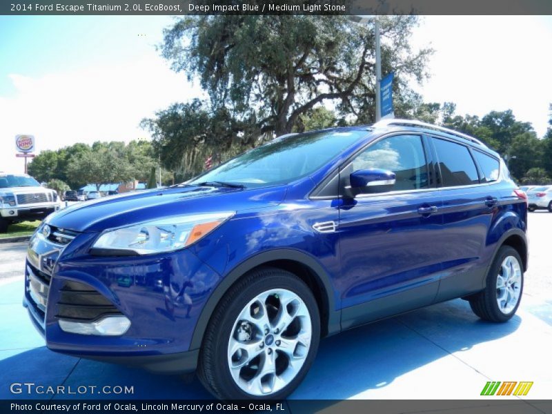 Front 3/4 View of 2014 Escape Titanium 2.0L EcoBoost