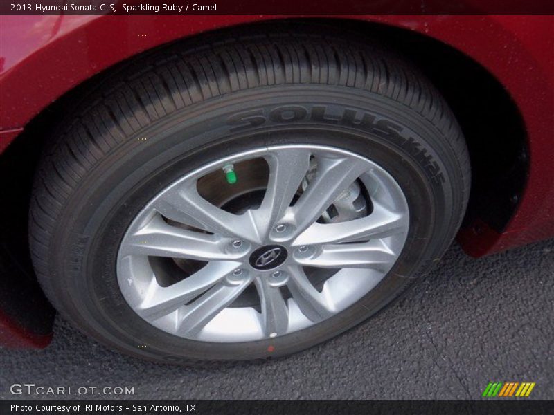 Sparkling Ruby / Camel 2013 Hyundai Sonata GLS