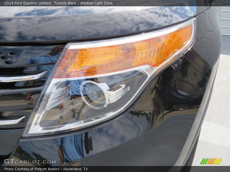 Tuxedo Black / Medium Light Stone 2014 Ford Explorer Limited