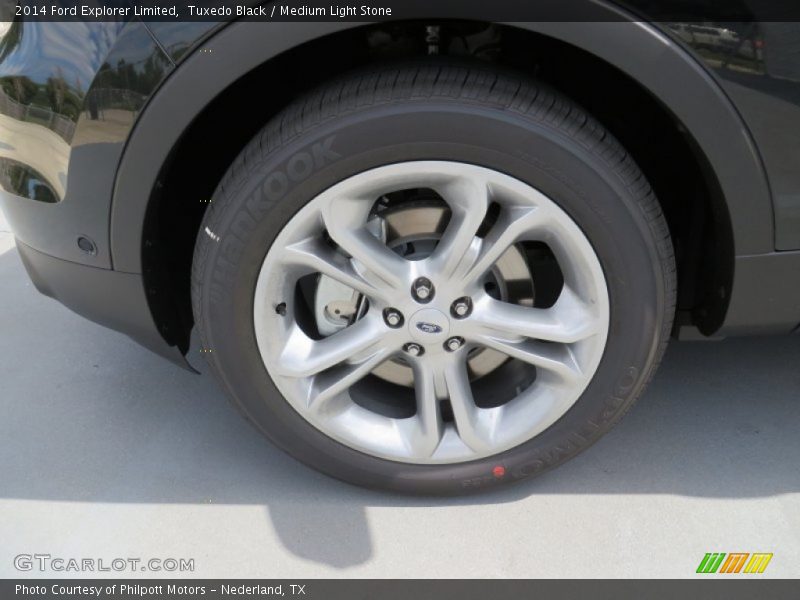 Tuxedo Black / Medium Light Stone 2014 Ford Explorer Limited