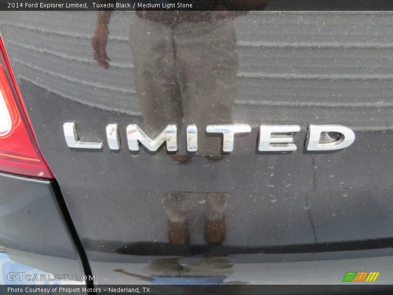 Tuxedo Black / Medium Light Stone 2014 Ford Explorer Limited