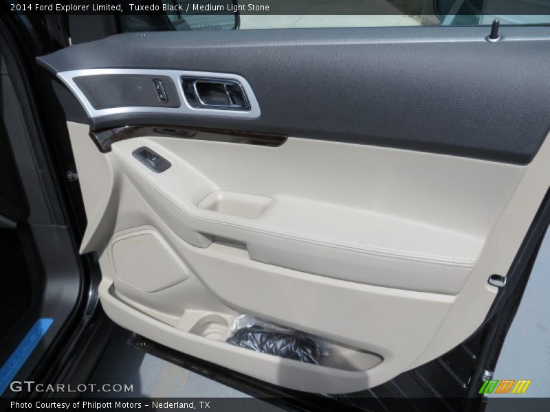 Tuxedo Black / Medium Light Stone 2014 Ford Explorer Limited
