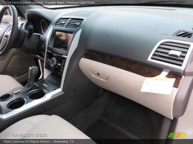 Tuxedo Black / Medium Light Stone 2014 Ford Explorer Limited