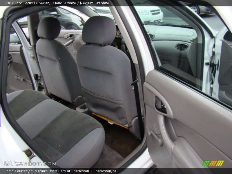 Cloud 9 White / Medium Graphite 2004 Ford Focus LX Sedan