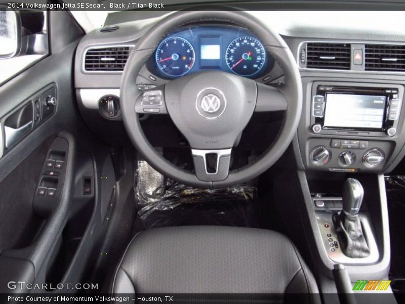Black / Titan Black 2014 Volkswagen Jetta SE Sedan