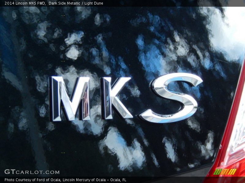 Dark Side Metallic / Light Dune 2014 Lincoln MKS FWD
