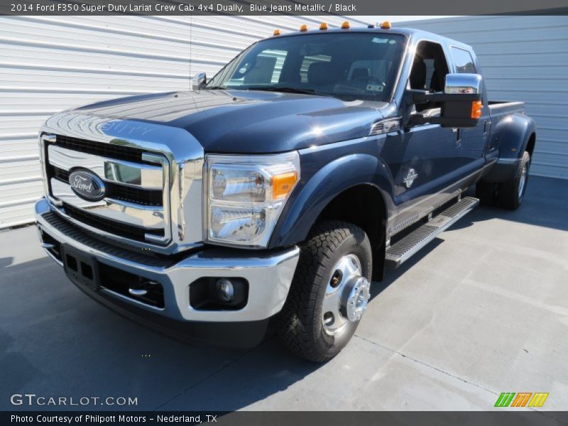Front 3/4 View of 2014 F350 Super Duty Lariat Crew Cab 4x4 Dually