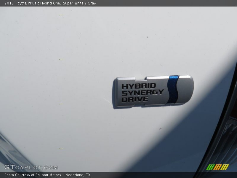 Super White / Gray 2013 Toyota Prius c Hybrid One