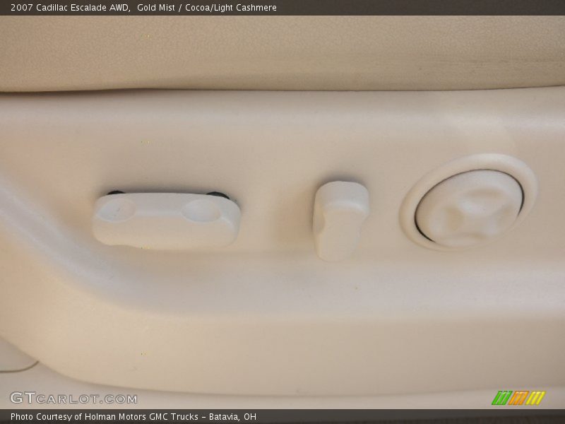 Gold Mist / Cocoa/Light Cashmere 2007 Cadillac Escalade AWD