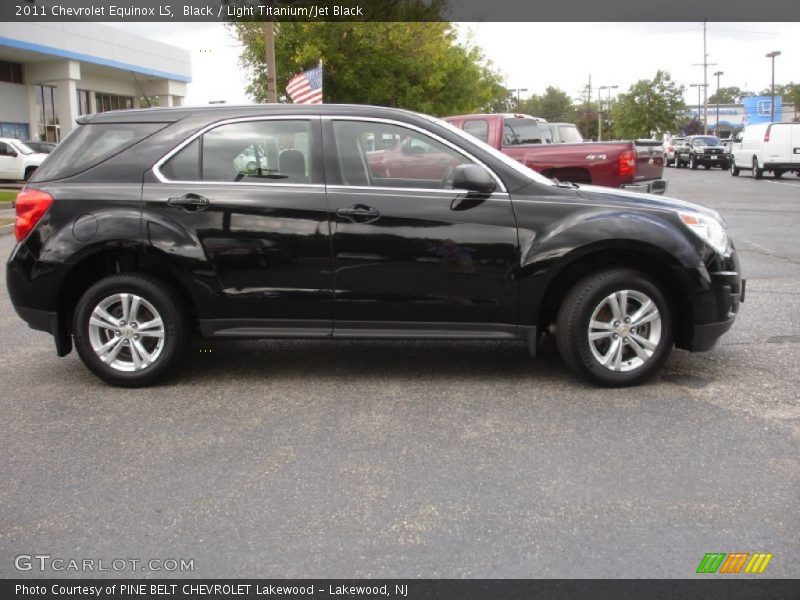 Black / Light Titanium/Jet Black 2011 Chevrolet Equinox LS