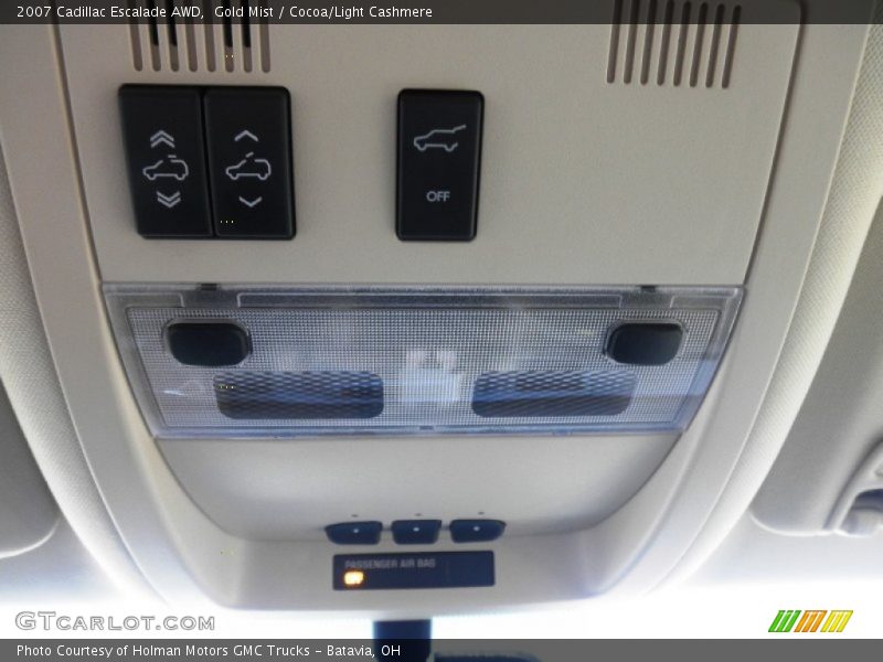 Gold Mist / Cocoa/Light Cashmere 2007 Cadillac Escalade AWD