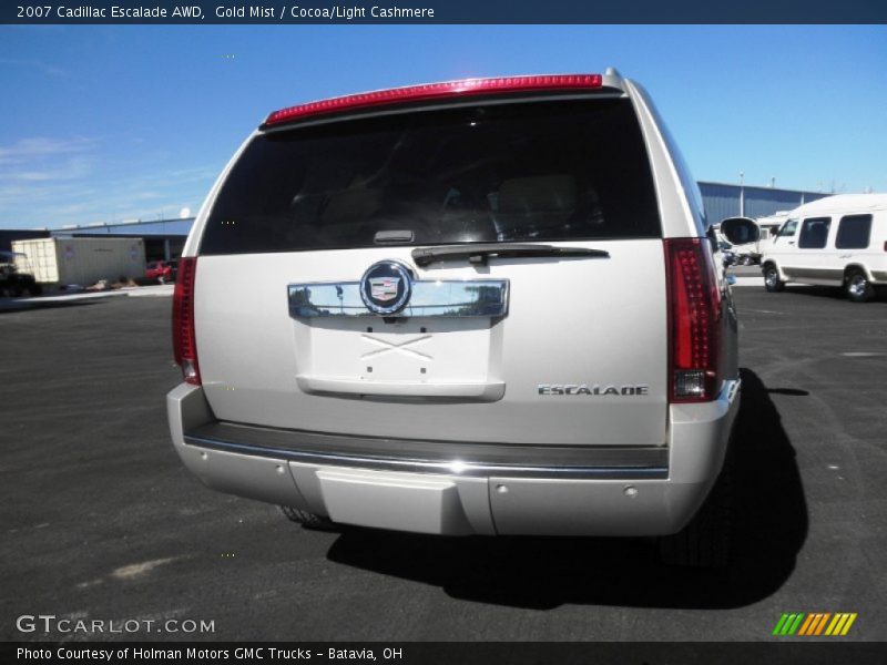 Gold Mist / Cocoa/Light Cashmere 2007 Cadillac Escalade AWD