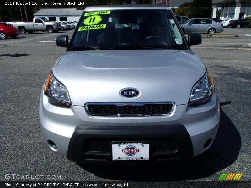Bright Silver / Black Cloth 2011 Kia Soul 1.6