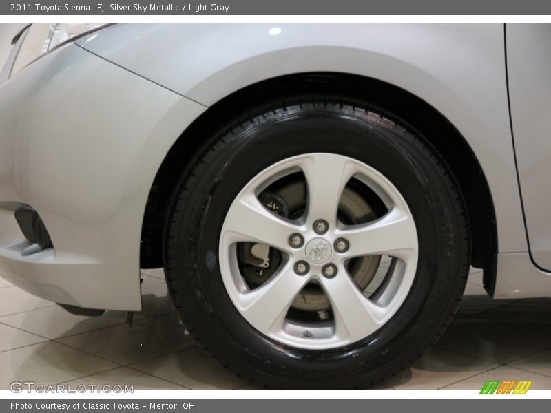 Silver Sky Metallic / Light Gray 2011 Toyota Sienna LE