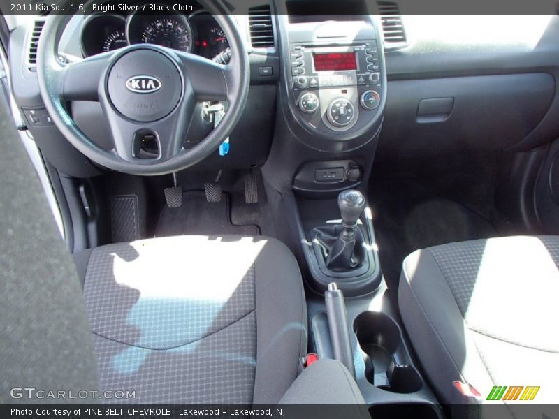 Bright Silver / Black Cloth 2011 Kia Soul 1.6