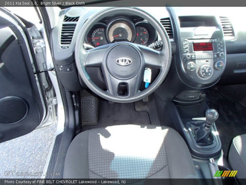Bright Silver / Black Cloth 2011 Kia Soul 1.6