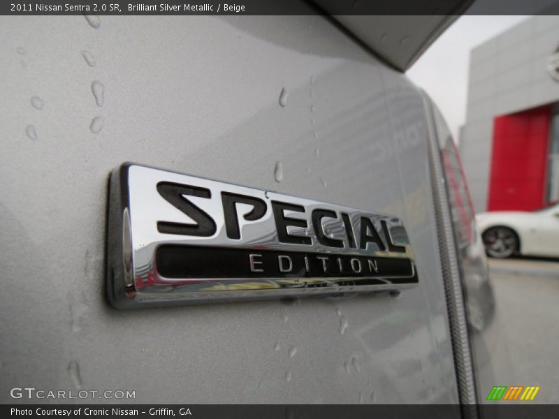 Brilliant Silver Metallic / Beige 2011 Nissan Sentra 2.0 SR