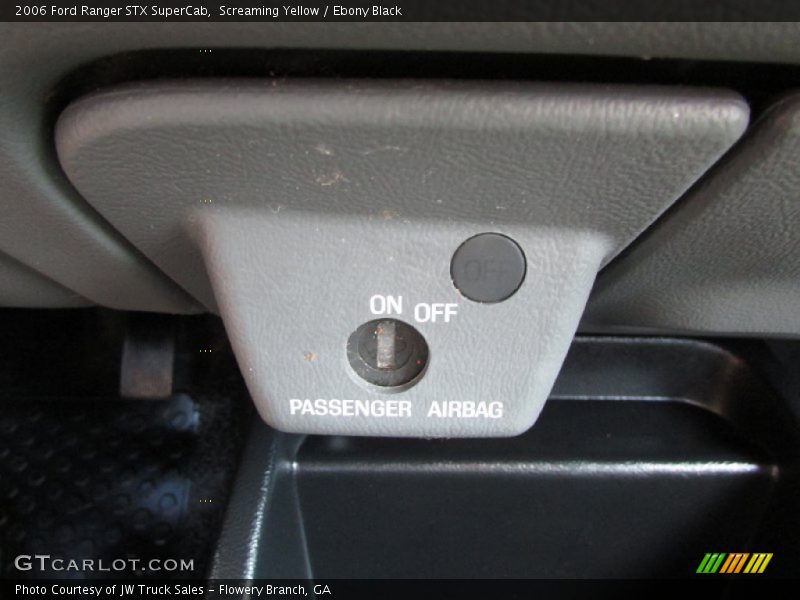 Screaming Yellow / Ebony Black 2006 Ford Ranger STX SuperCab