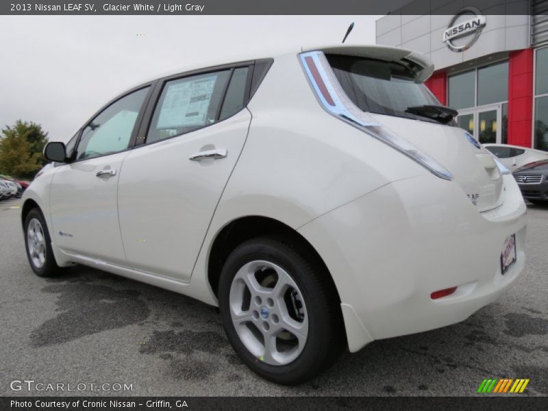Glacier White / Light Gray 2013 Nissan LEAF SV