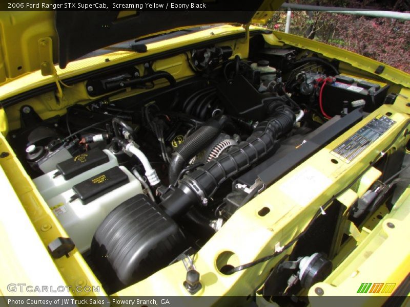 Screaming Yellow / Ebony Black 2006 Ford Ranger STX SuperCab