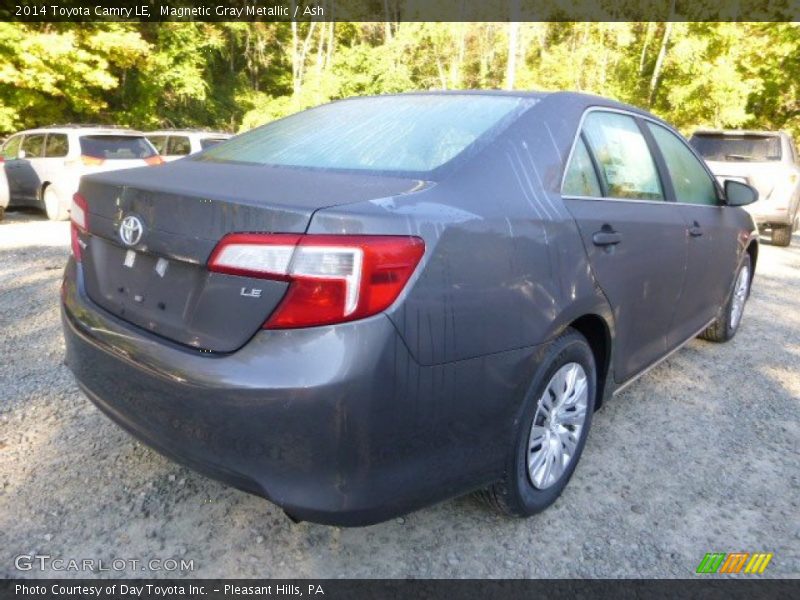 Magnetic Gray Metallic / Ash 2014 Toyota Camry LE