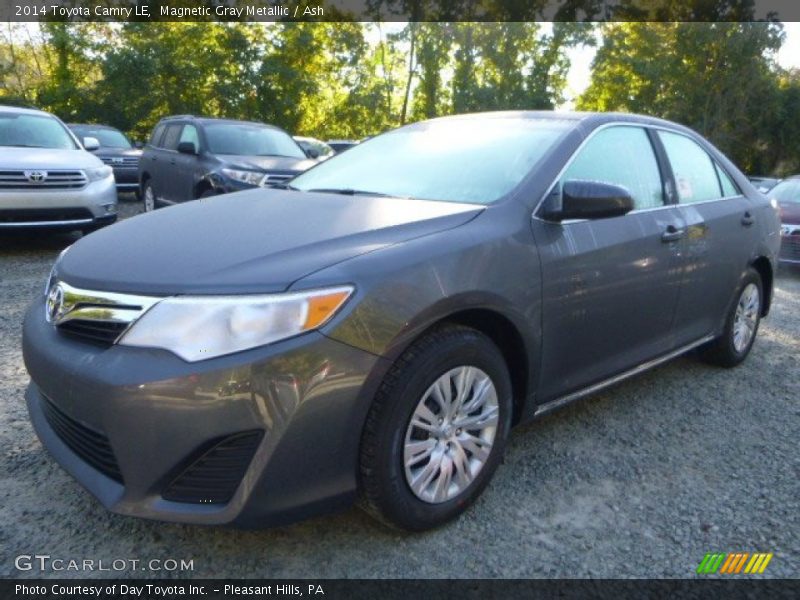 Magnetic Gray Metallic / Ash 2014 Toyota Camry LE