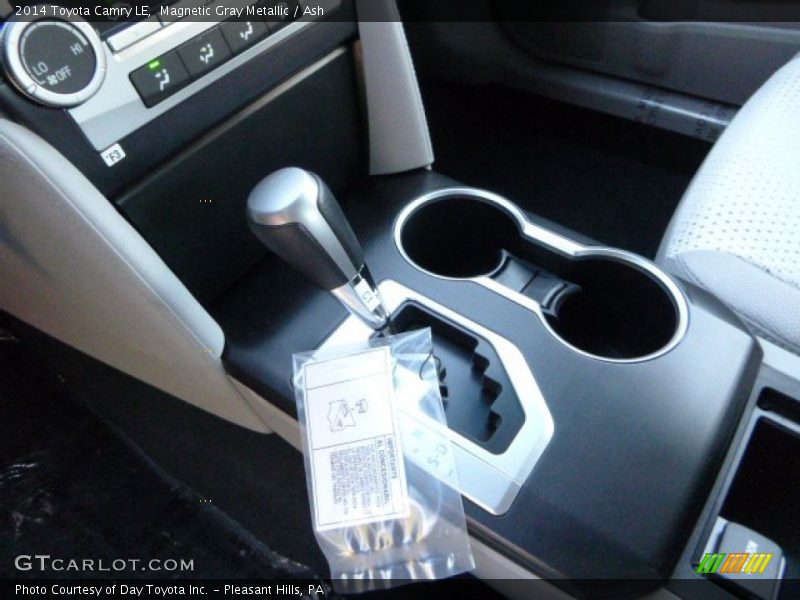 Magnetic Gray Metallic / Ash 2014 Toyota Camry LE